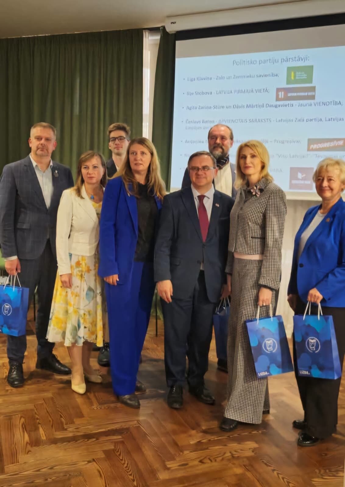 Debates ar Latvijas Izglītības un zinātnes darbinieku arodbiedrību